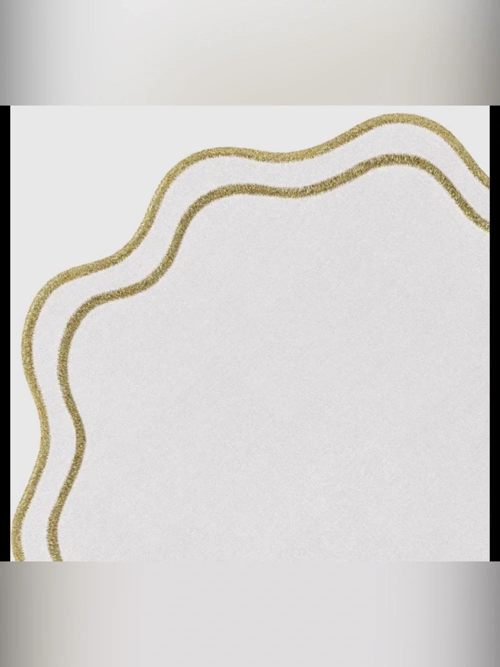 Linen Blend scalloped charger 4 pack Ivory & Gold Round Placemats scalloped edge